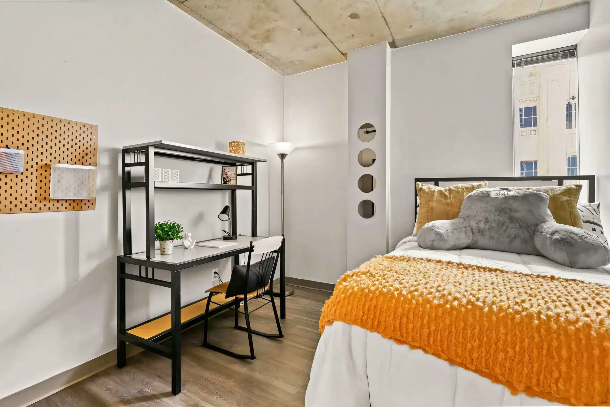 Scene 2: Inside the Lofts